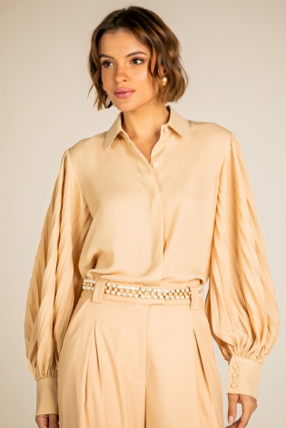 CAMISA MANGA PLISSADA BEGE ANNE FERNANDES