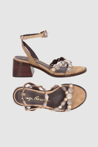 SANDÁLIA COM SALTO BLOCO MÉDIO EM CAMURÇA FENDI LUIZA BARCELOS