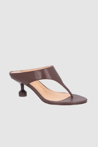 MULE EM COURO COM SALTO MÉDIO TAÇA LUIZA BARCELOS